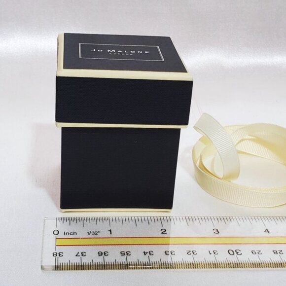 Jo Malone London Square Gift Box with Ribbon - for Candle or Mini Perfume New - Picture 2 of 6